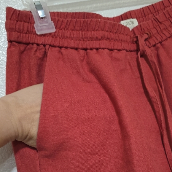 J. Crew Red Joggers with Relaxed Fit and Tapered Leg - Picture 4 of 8